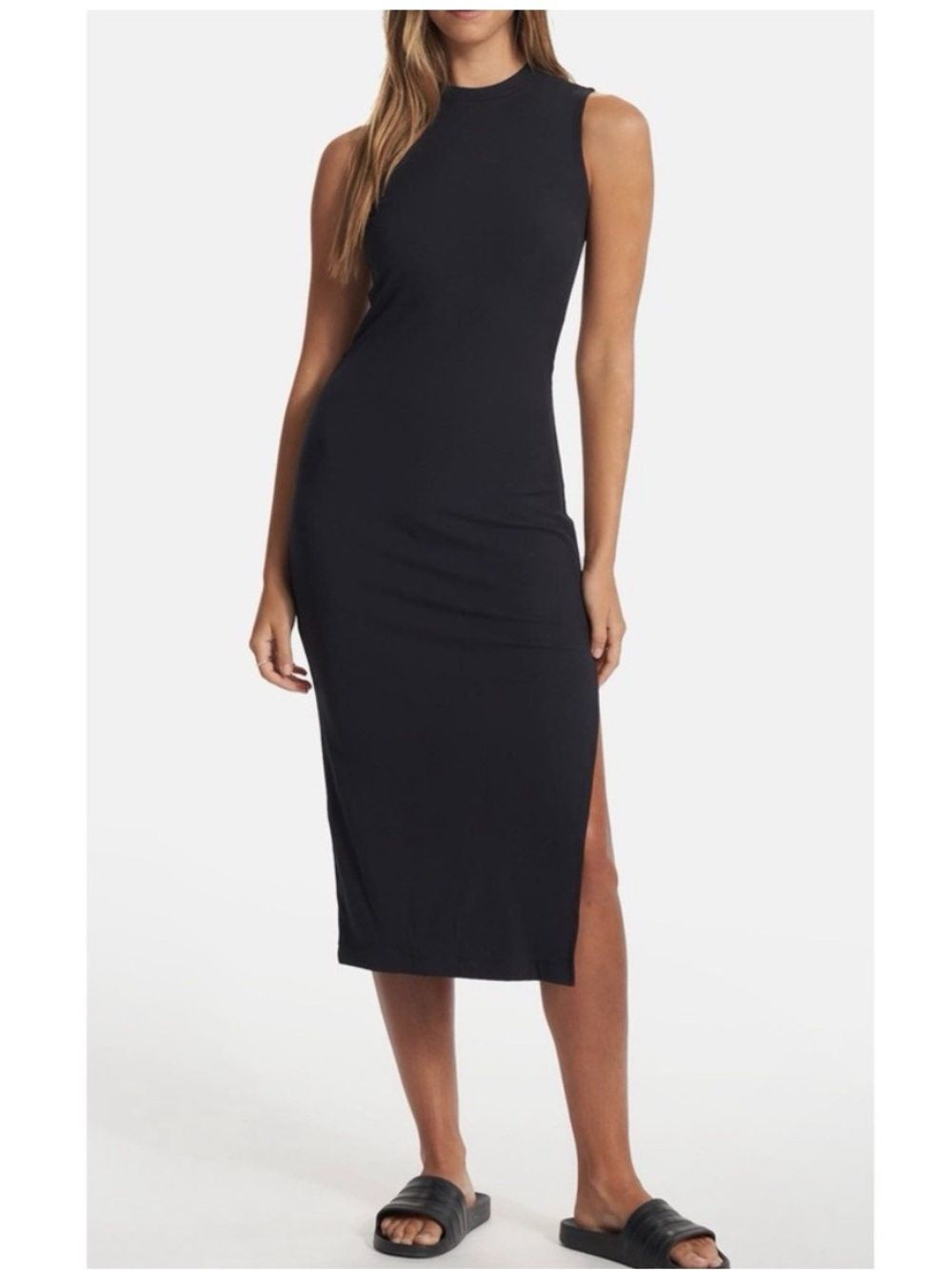 VUORI POSE TANK DRESS SIZE SMALL NWOT